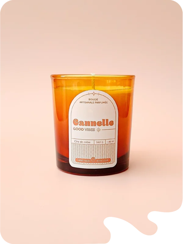 Bougie parfumée à la cannelle en verre ambré, cire de colza 160 g, fabrication artisanale.